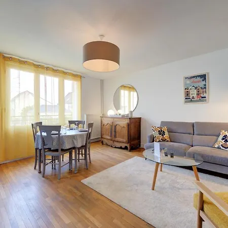 Lägenhet Le Seize -appartement Confort -2 Places De Parking Tours
