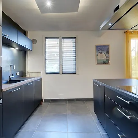 Le Seize -appartement Confort -2 Places De Parking 아파트 투르
